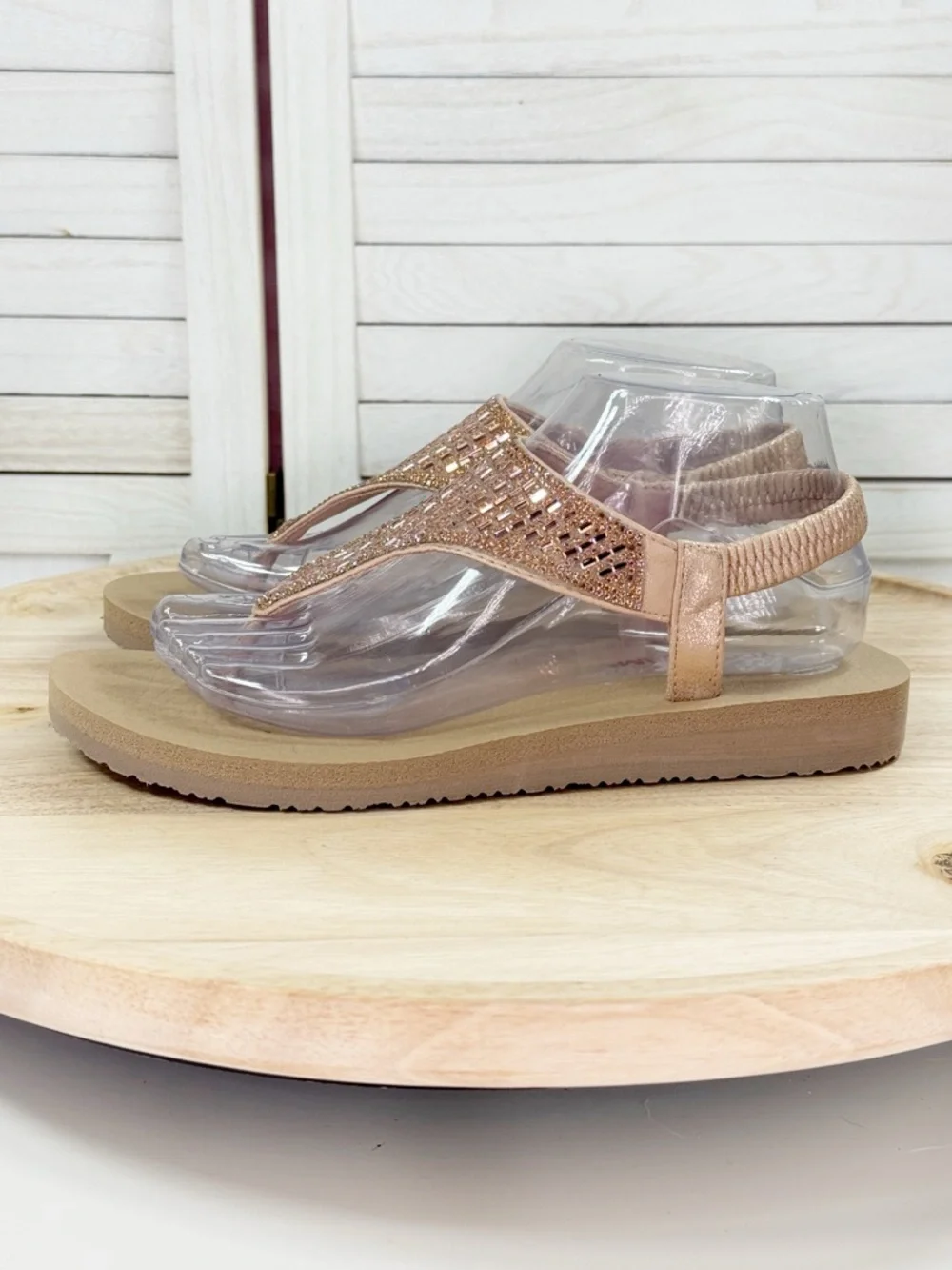 Skechers Meditation Rock Crown Rhinestone Thong Sandals Rose Gold‎ Metallic 8